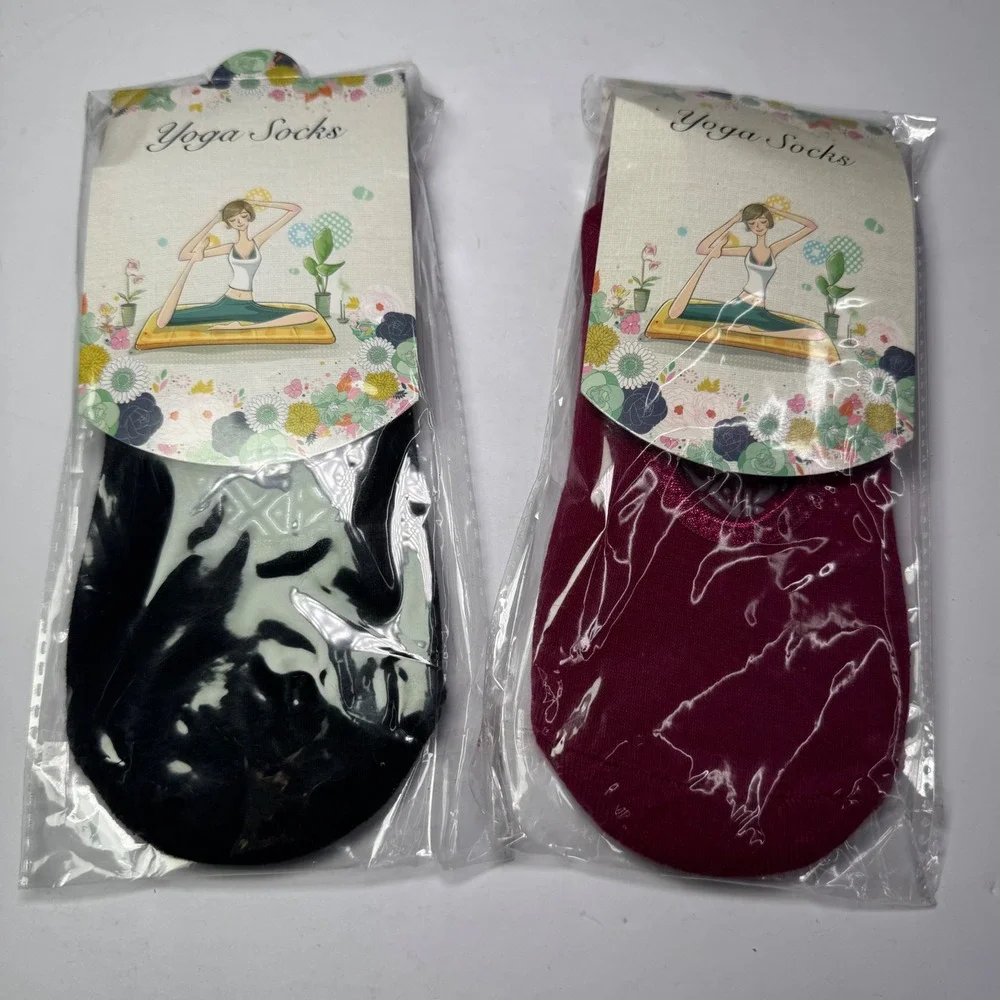 NEW Women's Yoga Socks Non Slip Grips Ballet Pilates Barre Fitness 3 Pack OSFA‎